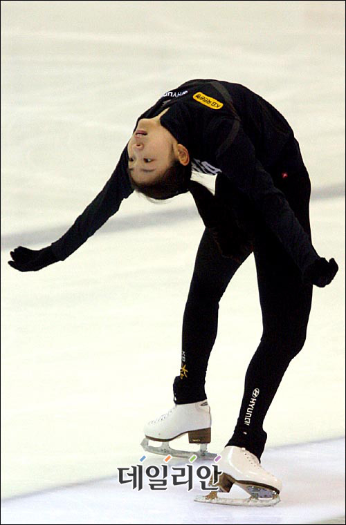   김연아 이 사진 보고 깜짝 놀랐어
363